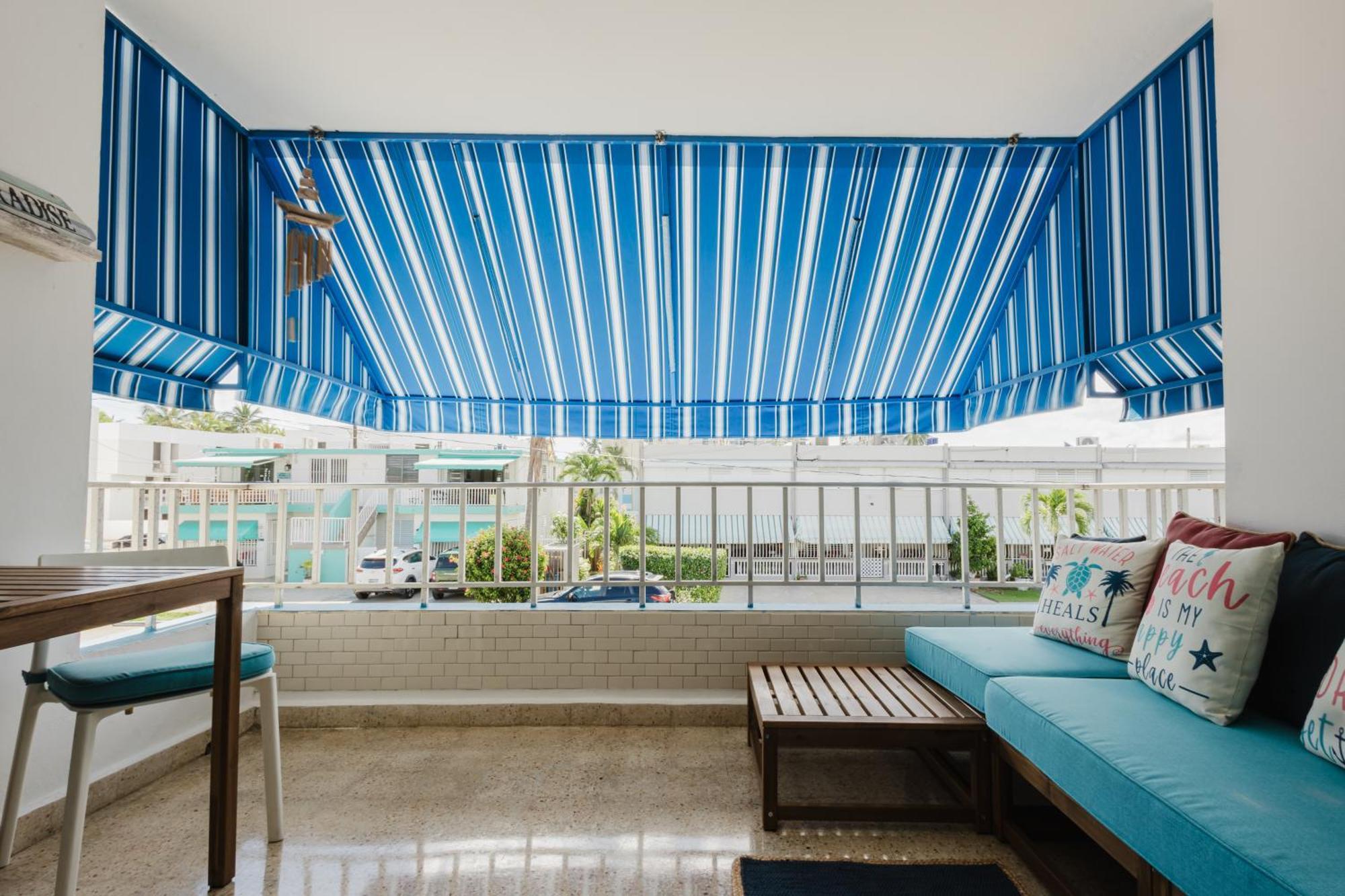 Oceanview Apartment Steps To The Beach Luquillo Εξωτερικό φωτογραφία
